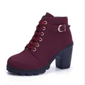 Elegantes botines burdeos con cordones y tacón alto grueso con detalle de hebilla lateral - 35 / Burdeos