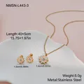 Detaillierte Makroansicht eines Blumen-Schmucksets mit Größen- und Gewichtsangaben - Sechsblättriges Sonnenblumen-Design (NMSN-L443-3) / Halskette Und Ohrring Set