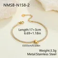 Elegantes goldenes Tennisarmband aus Edelstahl mit Herzanhänger und klaren Steinen. - Herz Stil (NMSB-N158-2) / 18K-Gold