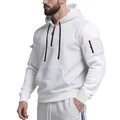 Zijaanzicht van een zware witte herenhoodie met een functionele ritszak op de mouw - S / Tops / Wit