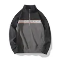 Herren Outdoor-Sweatshirt mit halbem Reißverschluss, Color-Block-Design und Jacquard-Band - M / Oberteile / Schwarz und Grau