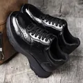 Zapatos casuales de hombre en cuero negro brillante con suela gruesa y diseño ergonómico - 37 / Estilo con Alza (812G-35) / Negro