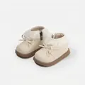 Elegant beige toddler boots for girls featuring delicate lace ruffles and bow decoration - Size 15/Insole 12cm / Beige (Fleece Lined)