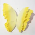Großer gelber Schaumstoff-Schmetterling mit Perlen für Hochzeiten und Einkaufszentren-Dekoration. - Gelb