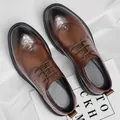 Chaussures de ville élégantes en cuir marron pour hommes avec bout gaufré vintage - 38 / Marron