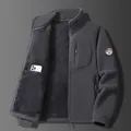 Chaqueta de forro polar gruesa para hombre en gris oscuro con cuello alto y forro - M / Tops / Gris