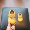 Leuchtend gelbe Prinzessinnen-Lauflernschuhe mit weicher Sohle für Babys und Kleinkinder - Gelb