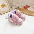 Rosa und lila atmungsaktive Kleinkind-Sneaker mit Klettverschluss für Jungen und Mädchen - Größe 15.0 / Rosa