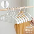 Cintres blancs sans trace avec conception antidérapante à épaulement large pour pull - Style Sans Couture Large Épaissi / Lot de 10 / Blanc Élégant