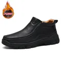 Botines clásicos de cuero negro para hombre con forro de felpa cálida para el invierno - 38 / Botines Casuales con Forro (999) / Negro