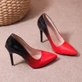 Eleganti décolleté in pelle verniciata sfumata nera e rossa con punta affusolata - 35 / Rosso Sfumato