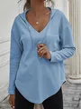 Detailweergave van de blauwe wafelgebreide textuur op deze casual hooded top met lange mouwen - S / Tops / Hemelsblauw