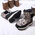 Kinder-Schneestiefel mit Tarnmuster, dickem Plüschfutter und rutschfesten Eisspikes - 31 / Beige Schwarz