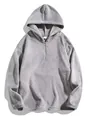 Detailansicht eines grauen Herren-Fleecepullovers mit Reißverschluss und Kapuze - S / Oberteile / Grau