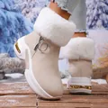 Stivali da neve con zeppa interna beige da donna con collo in finta pelliccia e plateau - 36 / Bianco avorio