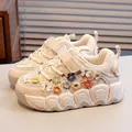 White girls' sneakers featuring colorful flower decorations and comfortable soft soles - Size 26 / Inner 16.2cm / Off White
