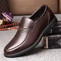 Mocassins en cuir marron foncé pour hommes avec semelle souple antidérapante confortable. - 38 / Style Toutes Saisons / Marron