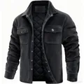 Vue détaillée de la veste en velours côtelé pour homme avec doublure matelassée. - S / Rembourré / Gris foncé