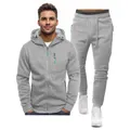 Survêtement décontracté gris pour hommes avec capuche et détails vert néon et jogging - S / Haut Et Bas / Gris clair