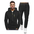 Survêtement homme noir avec accents verts, sweat à capuche zippé et pantalon de sport. - S / Haut Et Bas / Noir