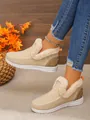 Bottes de neige d'hiver beiges pour femmes avec doublure en peluche et design à enfiler - Abricot