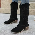 Vintage zwarte geborduurde westerse cowboylaarzen voor dames met V-hals en blokhak - 36 / Zwart