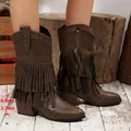 Gedetailleerd overzicht van bruine cowboylaarzen met franjes en 6 cm hoge hak - 35 / Bruin