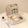 Neceser de maquillaje de viaje Oxford crema con divisores y ranuras para pinceles - Capa Simple / 23x17x8.5cm / Albaricoque Leche
