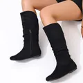 Klassieke zwarte hoge platte cowboylaarzen met ritssluiting aan de zijkant en rimpels - 36 / Suède Zwart
