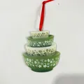 Addobbo piatto in acrilico per l'albero di Natale con ciotole a fiori verdi e bianche - Verde