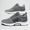 Detailansicht grauer, atmungsaktiver Fly-Knit-Sneaker mit unsichtbarer Erhöhung für Herren - 37 / Grau