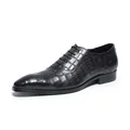 Elegant black crocodile-embossed leather dress shoes for men in a pointed-toe business style - 37 / Black