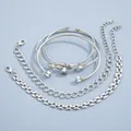 Conjunto de pulseras multicapa plateadas para mujer con dijes y diseños de cadena. - Estilo de Cinco Piezas Plateado (AB824-02)