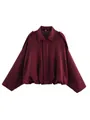 Detalle de la chaqueta bomber granate de antelina con solapas en los hombros. - S / Tops / Burdeos