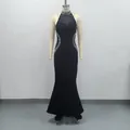 Elegante abito da sera nero con collo alla coreana e dettagli in strass di lusso - Taglia S / Vestiti / Nero