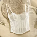 Elegante corsetto in pizzo bianco con spalline regolabili e design slim fit moderno - Taglia S / Top / Bianco