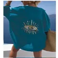 Türkisfarbenes Sommer-Strandhemd für Damen mit großer Böser-Blick-Stickerei am Rücken. - 3XL / Oberteile / Himmelblau
