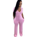 Tuta rosa a maniche corte con scollo a V e gamba larga per un look casual - Rosa
