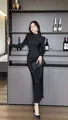 Elegante Franse stijl zwarte geplisseerde nauwsluitende jurk met lange mouwen en details - S / Dresses / Zwart