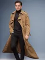 Elegante gabardina larga para hombre en color caqui para moda casual urbana - S / Tops / Caqui