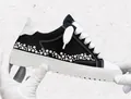 Zapatillas de plataforma blancas y negras para hombre con adornos de perlas únicos - 36 / Perlas Blancas y Negras
