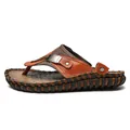 Chanclas casuales de cuero marrón para hombre con patrón de mapa y suela con costuras - 38 / Marrón