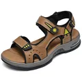 Braune Outdoor-Strandsandalen für Herren aus echtem Leder mit verstellbaren Riemen und Polsterung - 38 / Hellbraun