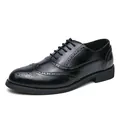 Klassische schwarze Oxford-Herrenschuhe mit englischen Brogue-Details für Business - 38 / Schwarz