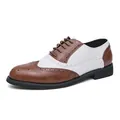 Elegante zweifarbige Brogue-Schuhe für Herren in Braun und Weiß mit klassischer Schnürung - 38 / Braun