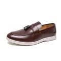 Mocassins classiques en cuir marron foncé pour hommes avec un gland élégant en détail - 38 / Mocassins à Glands (682) / Marron