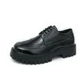 Herren Brogue-Schuhe in Schwarz mit dicker Plateausohle und Flügelkappe-Schnitzerei. - 38 / Klassischer Geschnitzter Stil (03) / Schwarz