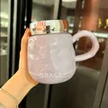 Mug en céramique lilas avec texture irrégulière et couvercle miroir argenté. - 450ml / Violet