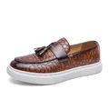 Mocasines de hombre en cuero grabado marrón con borlas y suela gruesa de goma blanca - 38 / Estilo de Zapatilla de Deporte con Borlas (8509) / Marrón