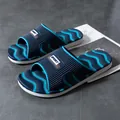 Pantoufles d'été antidérapantes pour hommes avec motif à vagues bleues et logo SPORT - 36 / 1509 Bleu